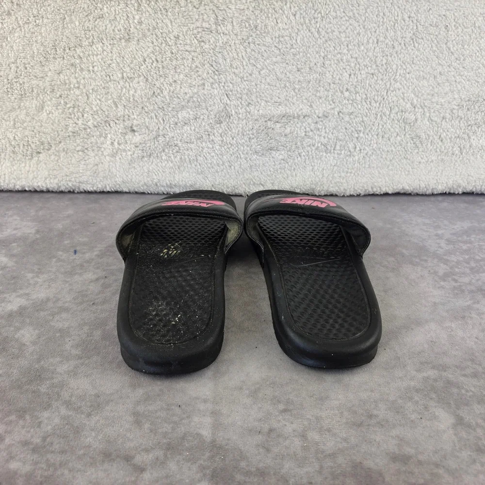 Nike benassi just